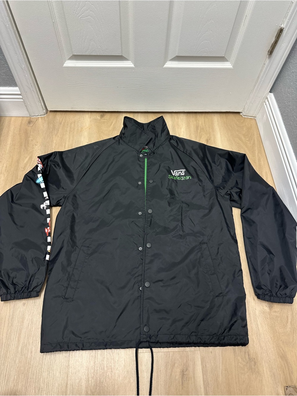 Vans x Skateistan Torrey Lined Windbreaker Coach Jacket, Mens Size L